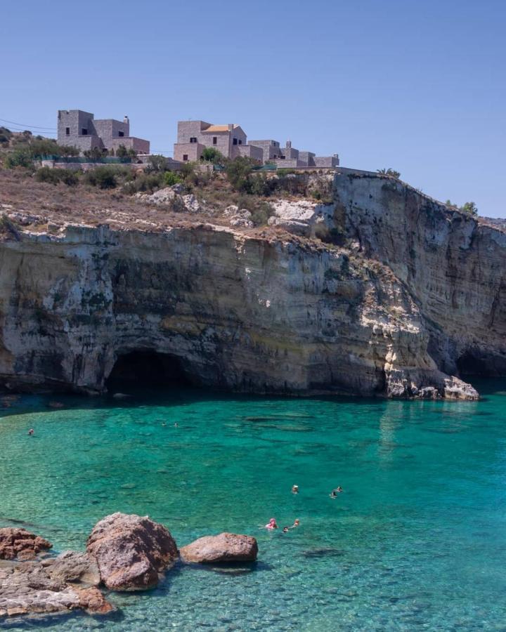 Athevillas Chrysoula Mezapos Exterior photo