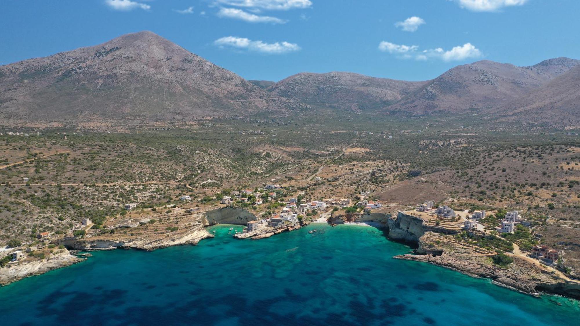 Athevillas Chrysoula Mezapos Exterior photo
