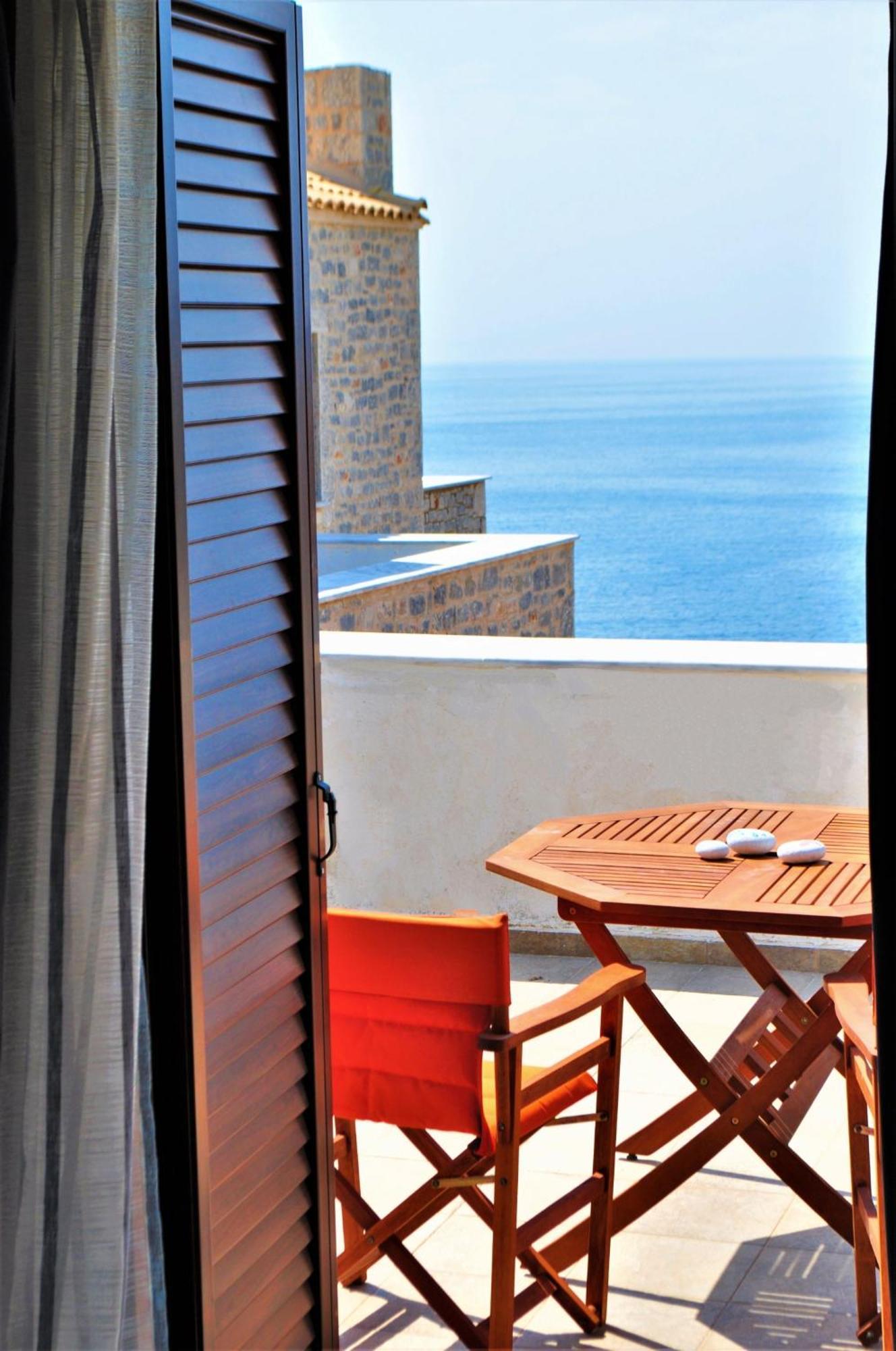 Athevillas Chrysoula Mezapos Exterior photo