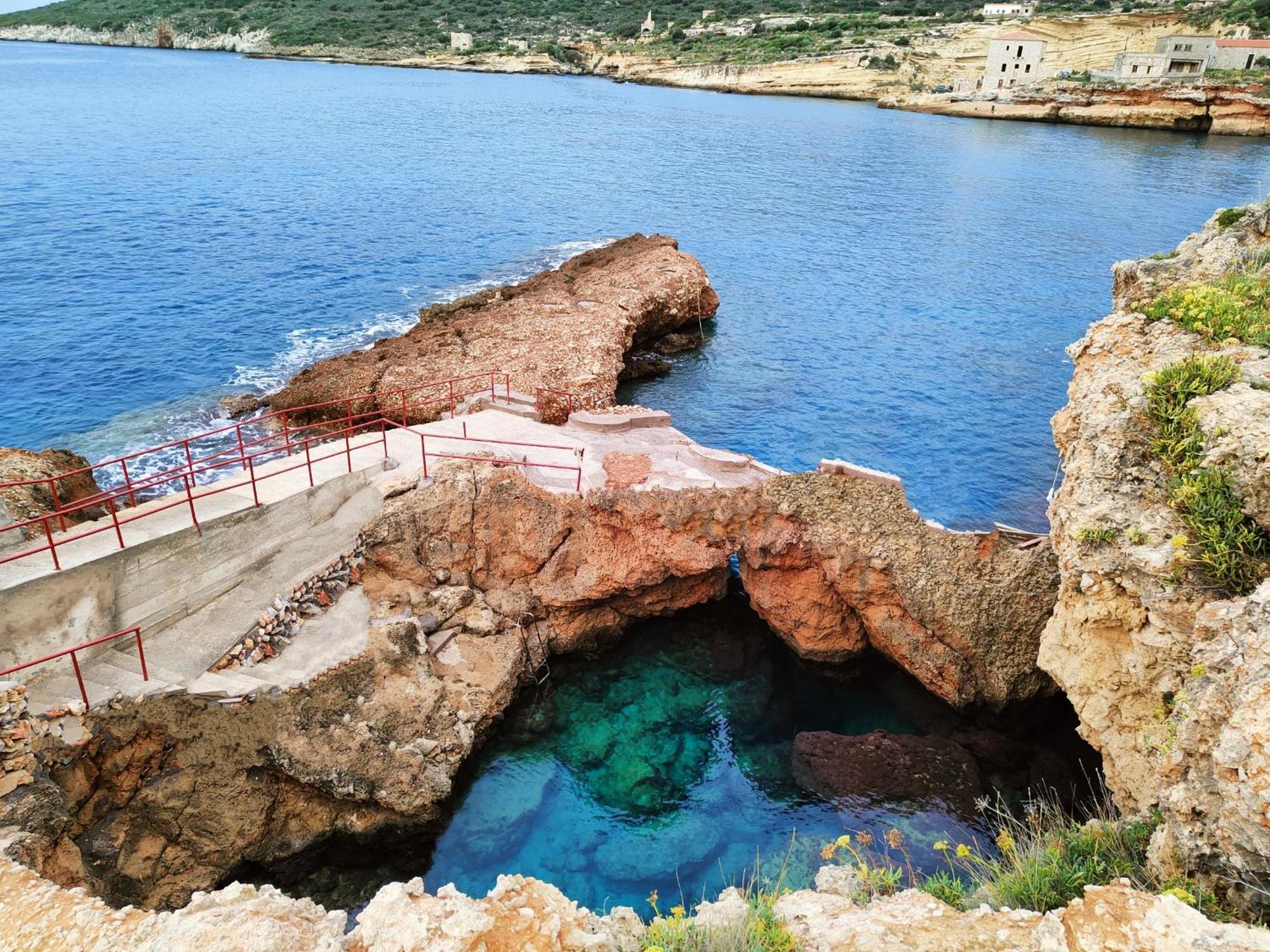 Athevillas Chrysoula Mezapos Exterior photo